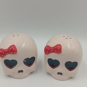 Sourpuss Girly Salt and Pepper Shakers
